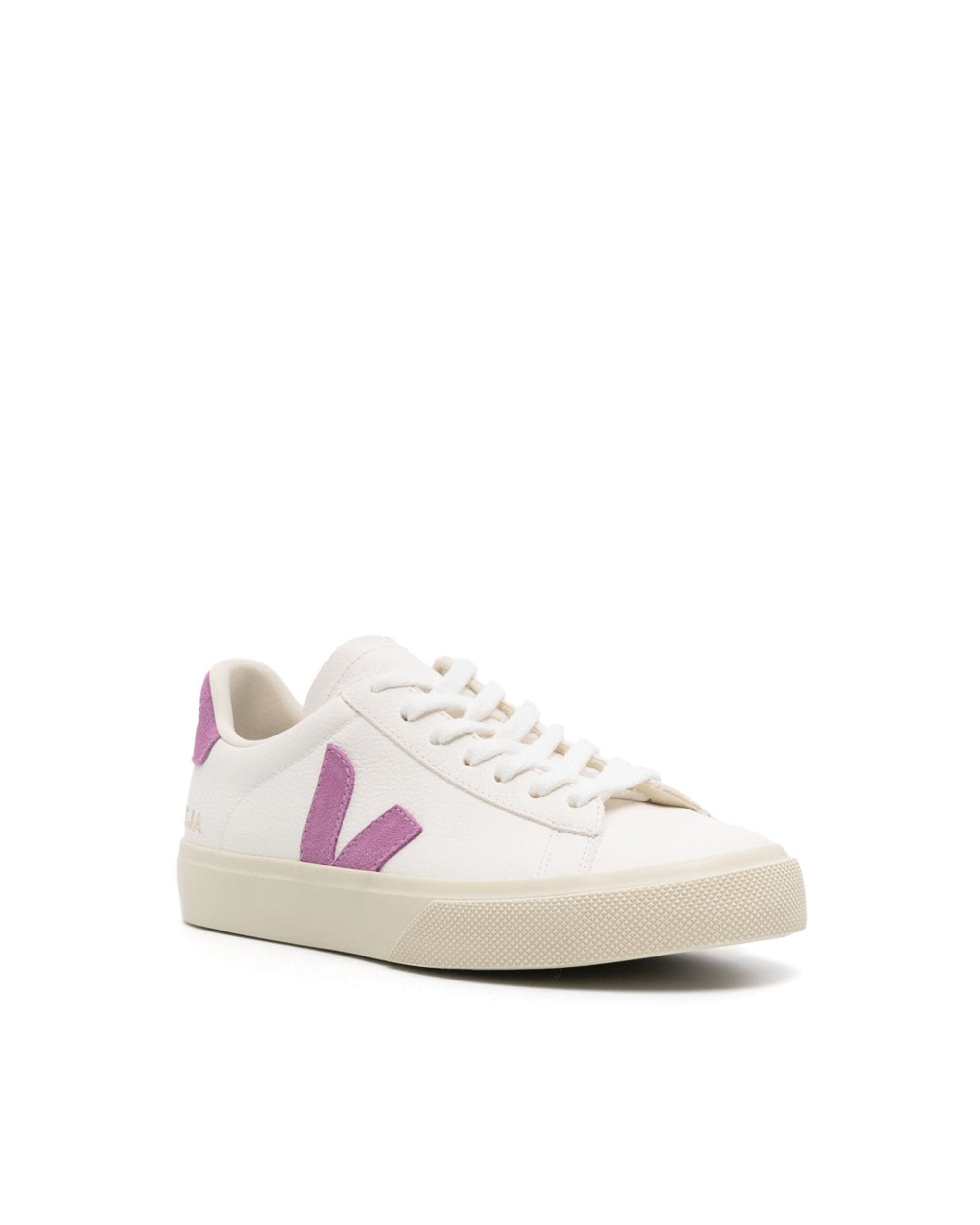 Shop Veja Sneaker Campo Chromefree White / Mulberry In Extra-white_mulberry