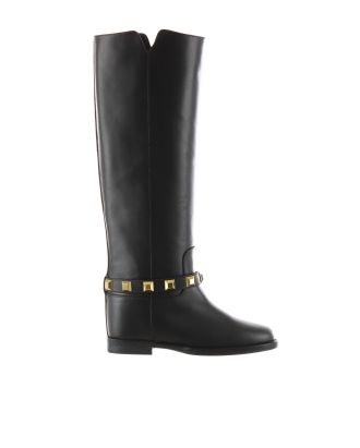 Black boot with studded belt